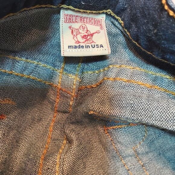 True Religion Cropped Shorts - Picture 8 of 12